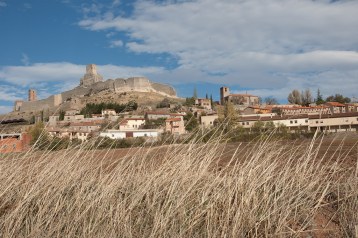 Atienza (Guadalajara) y su castillo (Fuente: www.viajaralparaiso.com)