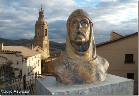 Busto de Sancho I Garcés en Villamayor de Monjardín. Esta localidad se sitúa al pie del castillo de San Esteban de Monjardín (antiguamente, Deyo), conquistado por este monarca en 908. El control de este bastión dejó libre el camino hacia el valle del Ebro (Iturria: http://arte-historia-curiosidades.blogspot.com.es).